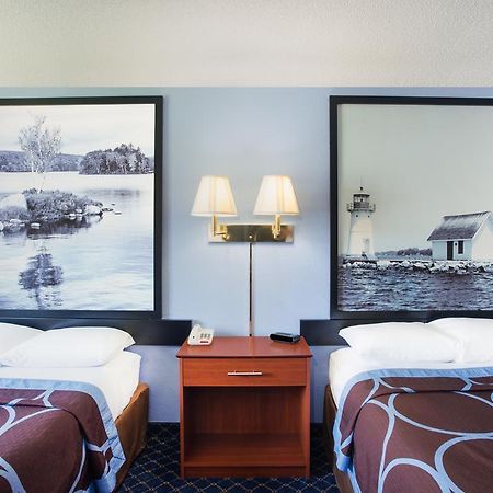 Super 8 By Wyndham Massena Ny Motel Eksteriør billede
