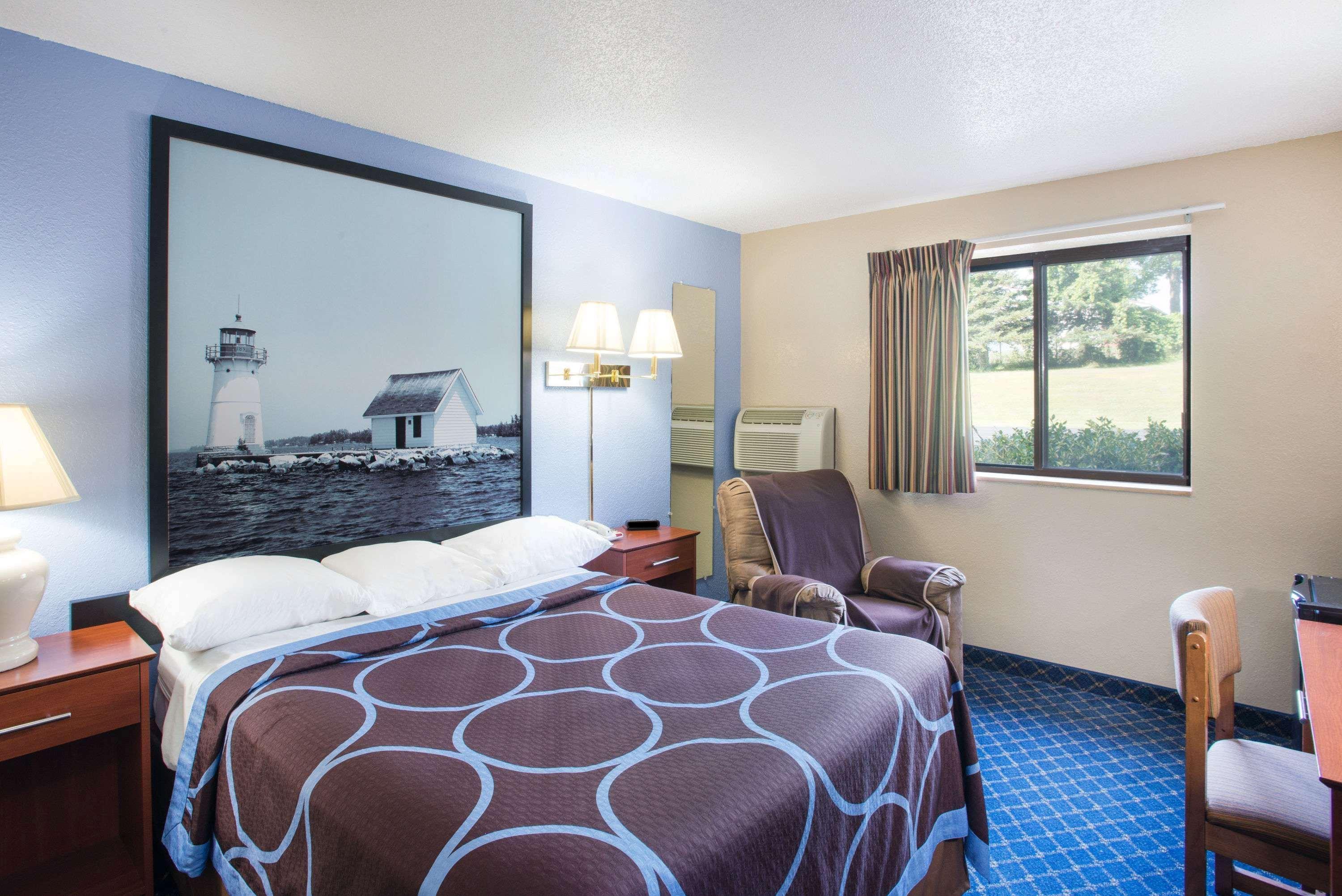 Super 8 By Wyndham Massena Ny Motel Eksteriør billede