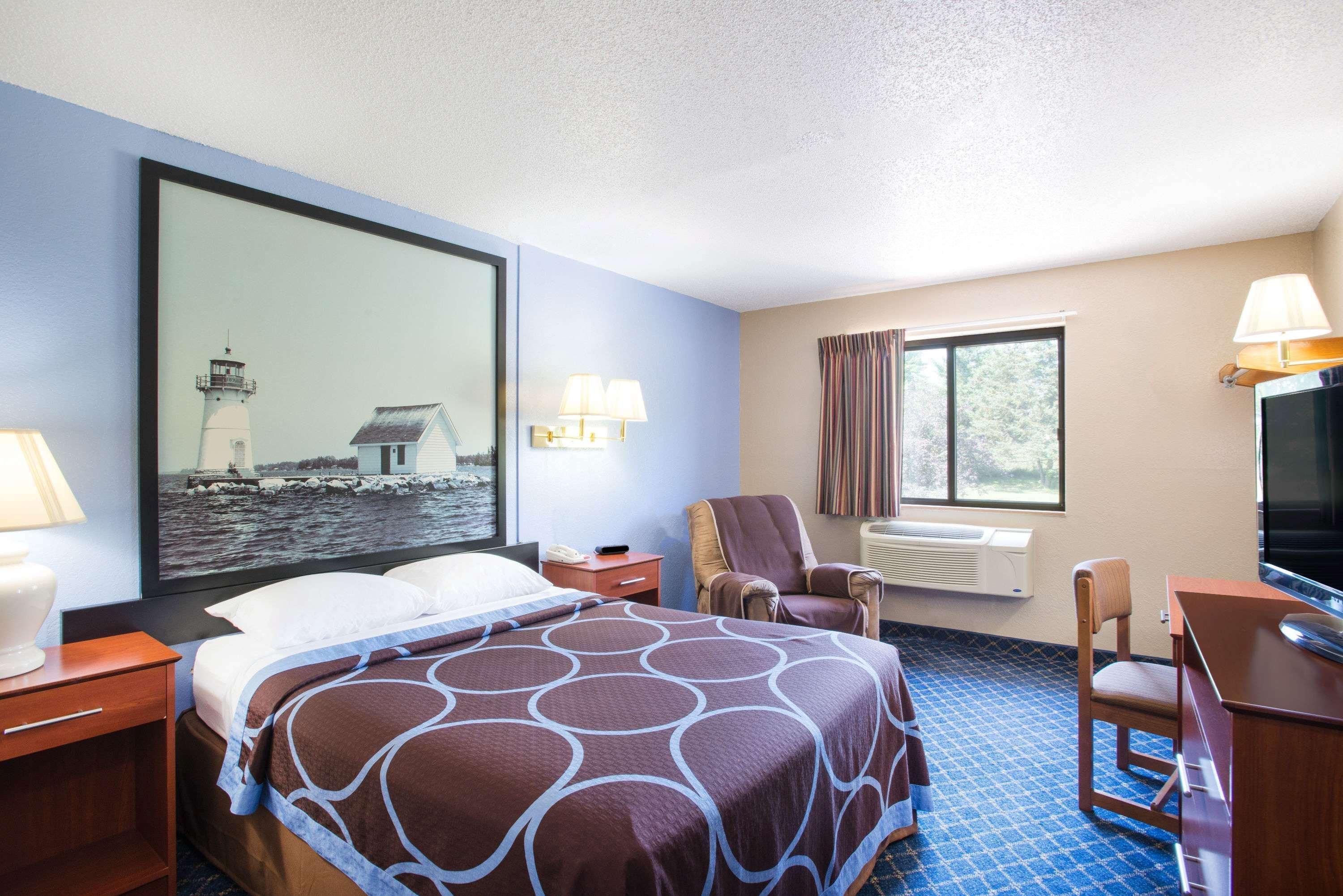 Super 8 By Wyndham Massena Ny Motel Eksteriør billede